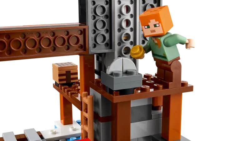 LEGO - 21277 - MINECRAFT - The Pickaxe Mine - 530pcs