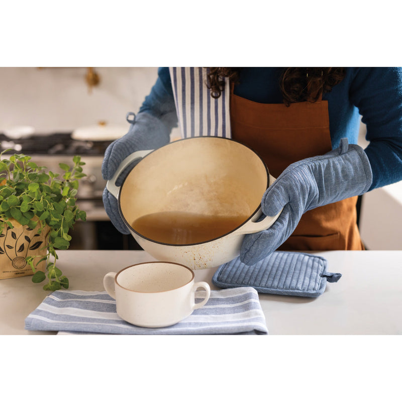 Now Designs - Oxford Silicone-Cotton Pocket Potholder - lifestyle