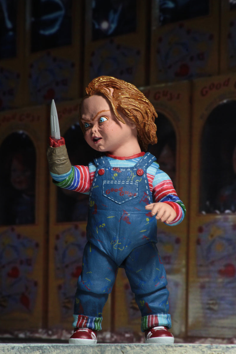 Ultimate Chucky Action Figure – product view 8