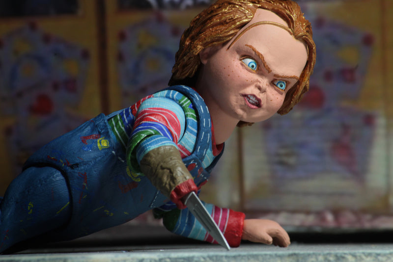 Ultimate Chucky Action Figure – product view 10