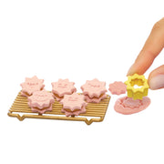 MGA's Miniverse - Make It Mini From Scratch Series 1 (Single Random Pick) — decorating miniature cookies