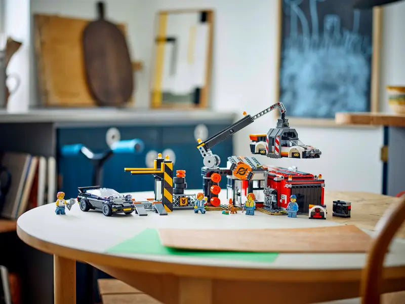 LEGO - 60472 - CITY - Scrapyard with Cars - 871pcs