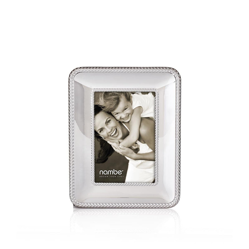 Nambé Braid Photo Frame | 4 x 6 in (10.2 x 15.2 cm) - product view