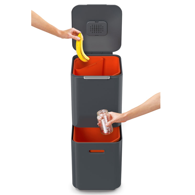 Joseph Joseph - Poubelle compacte Totem™ - Graphite | 40 L / 10,6 gal
