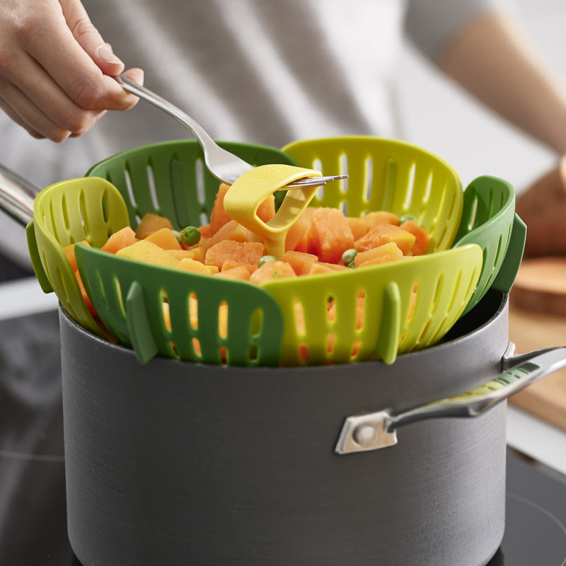 Joseph Joseph - Bloom™ Folding Steamer Basket - Green | 16 cm / 6.3 in