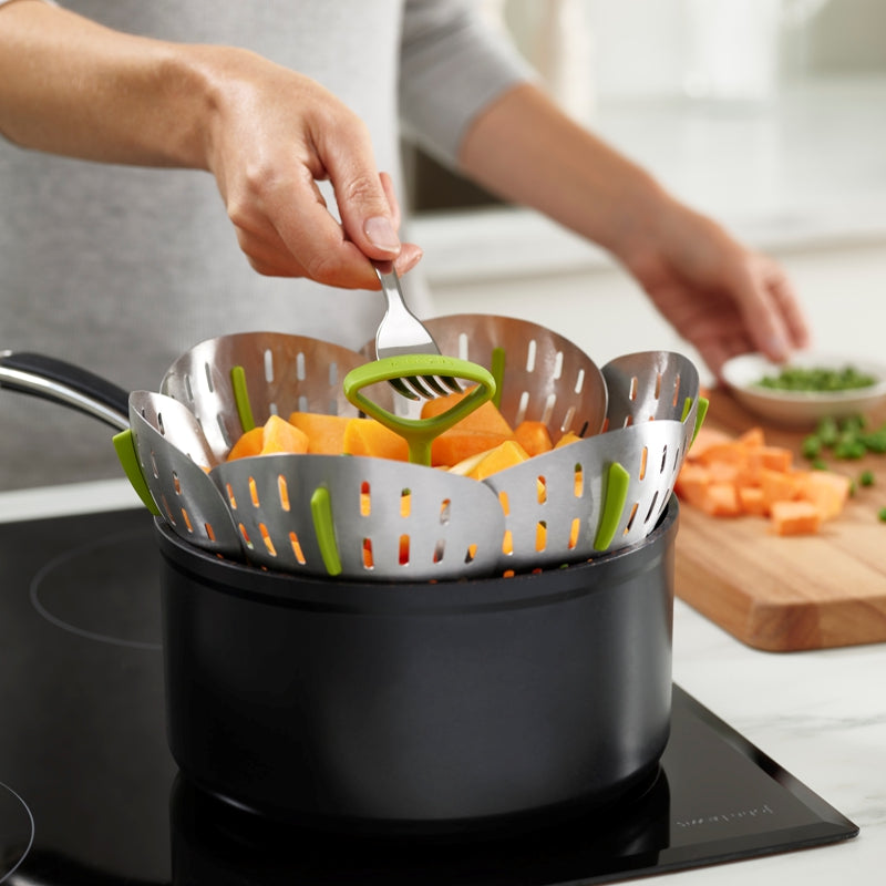 Joseph Joseph - Bloom™ Steel Folding Steamer Basket | 16 cm / 6.3 in