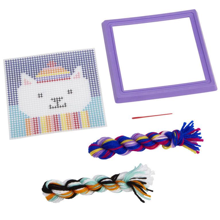 ALEX - Craft - Glow-In-The-Dark Needlepoint - Cat - Limolin 