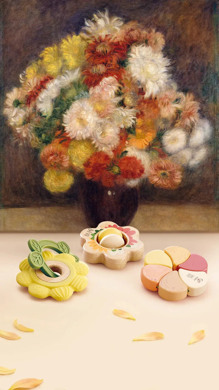 Hape - MET Artful Flowers Rattle Trio