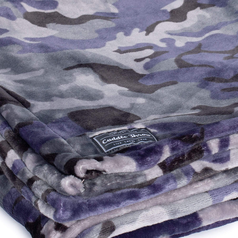 LUG - Cuddle Throw Blanket
