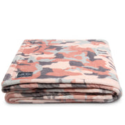 LUG - Cuddle Throw Blanket