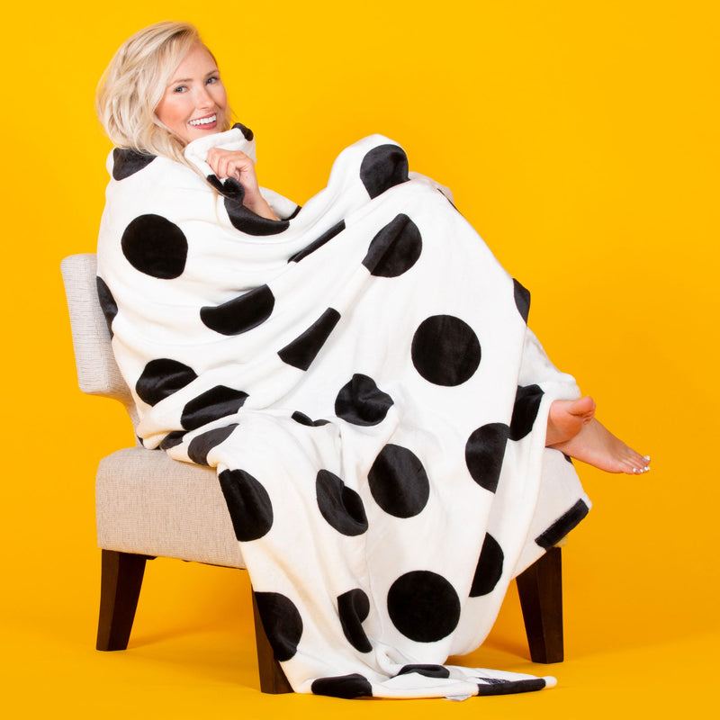 LUG - Cuddle Throw Blanket