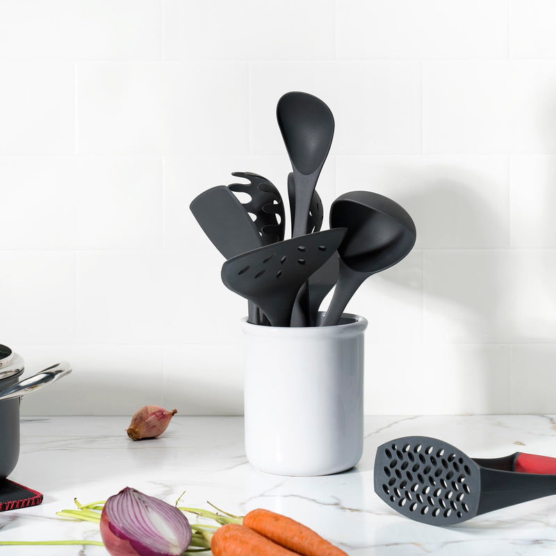 Cuisipro - Fiberglass Potato Masher 8"/20.3cm Black - Limolin 