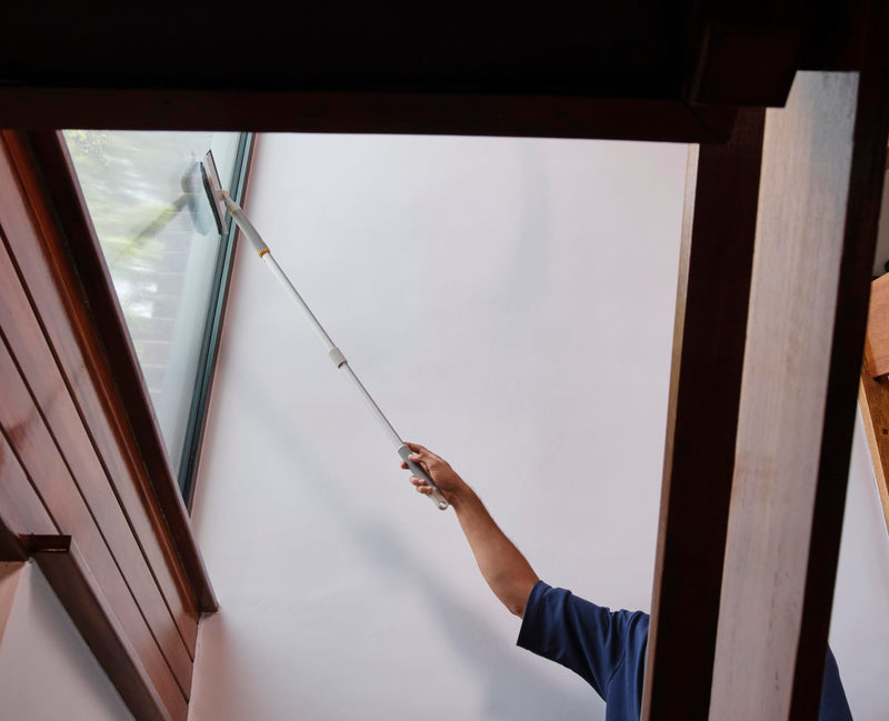 Joseph Joseph - CleanTech™ 2-in-1 Glass Cleaning Squeegee