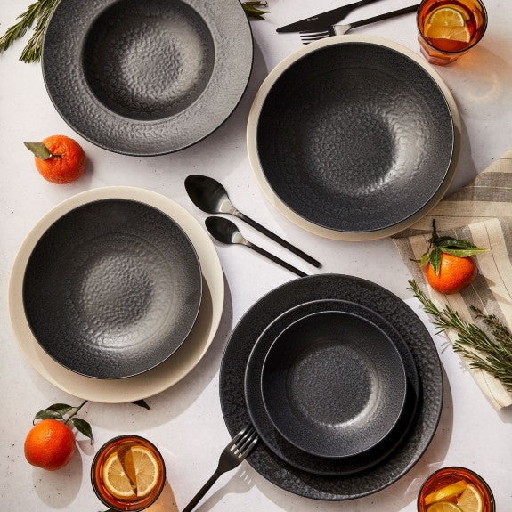 Mesa Ceramics - Mesa Ceramics Black Hammered Stoneware Salad Plate 21 cm
