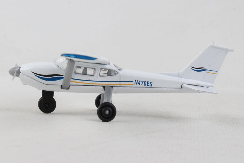 Daron - Runway24 C-172 Blue/White - Limolin 