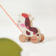FARM: PULL-ALONG COW