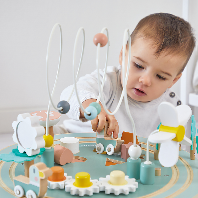 SWEET COCOON: GARDEN ACTIVITY TABLE