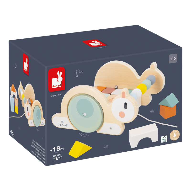 SWEET COCOON: PULL-ALONG SNAIL CUBE TROLLEY