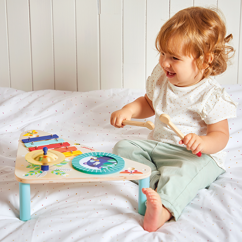 GIOIA: MUSICAL TABLE