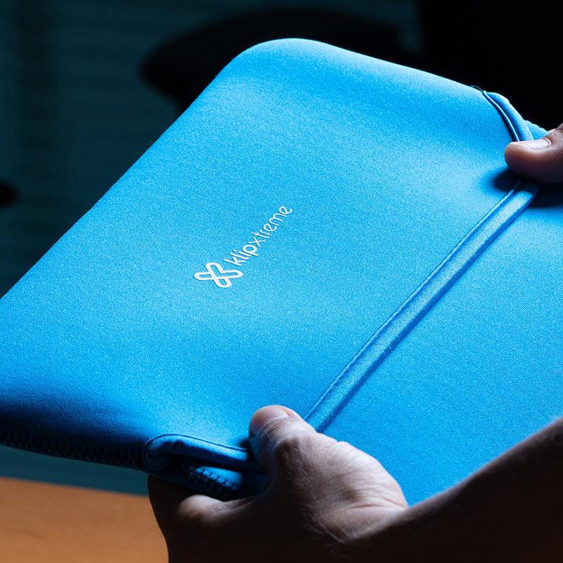 Klipxtreme - Laptop Sleeve - Kolours (KNS - 415BL) - Limolin 