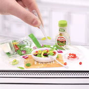 MGA's Miniverse - Make It Mini Food Diner Series 3 (Single Random Pick) — product detail