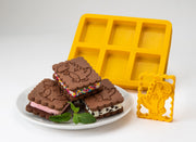 MOBI ice cream sandwich maker - T-Rex, yellow - product detail or serving example