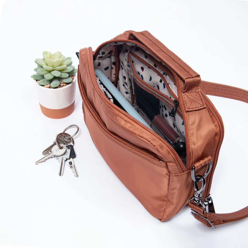 LUG - Scoop 2 Crossbody Bag