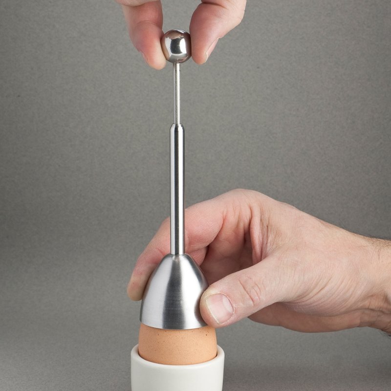 Taylor's Eye Witness - Egg Topper - Limolin 