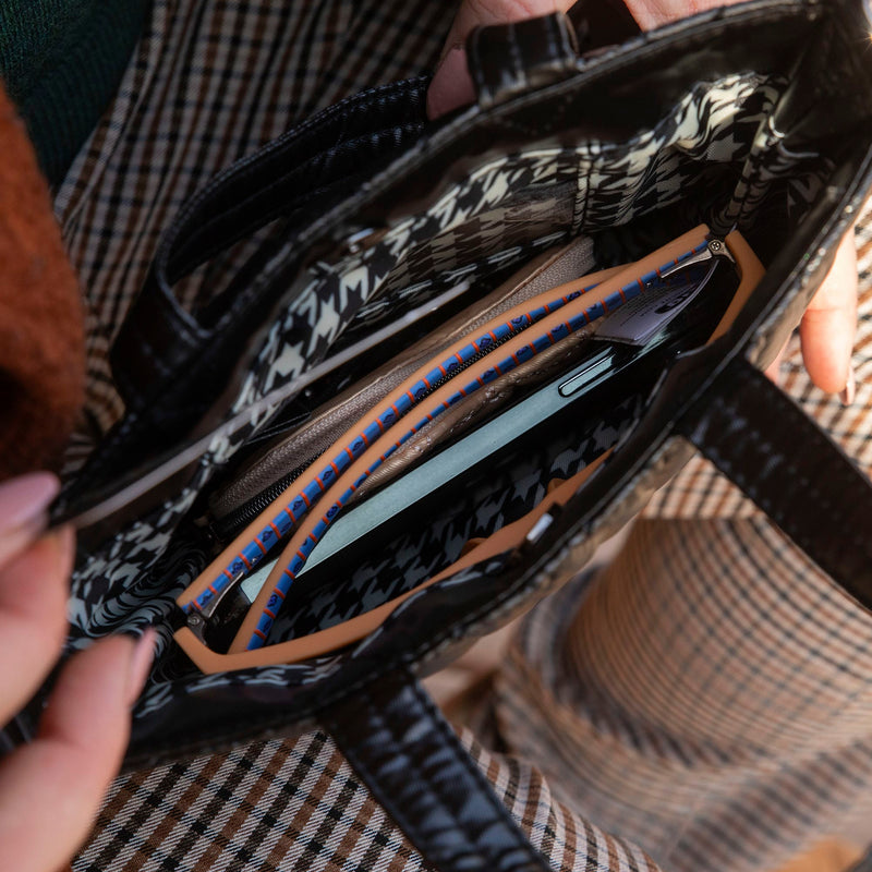 LUG - Tip Toe Crossbody Bag