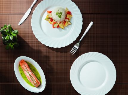 Luminarc – Trianon White Dinner Plate – 27 cm – product view