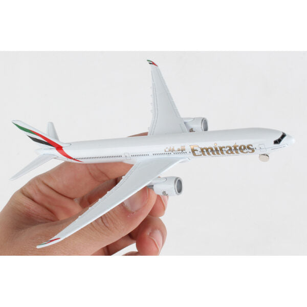 Daron - Monoplan Emirates 777X