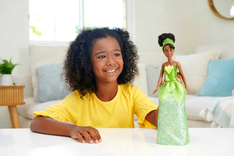 Disney Princess - Tiana Fashion Doll - Product detail or play view 2