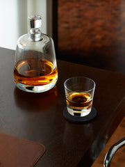 LSA - Madrid - Decanter - detail or setting view