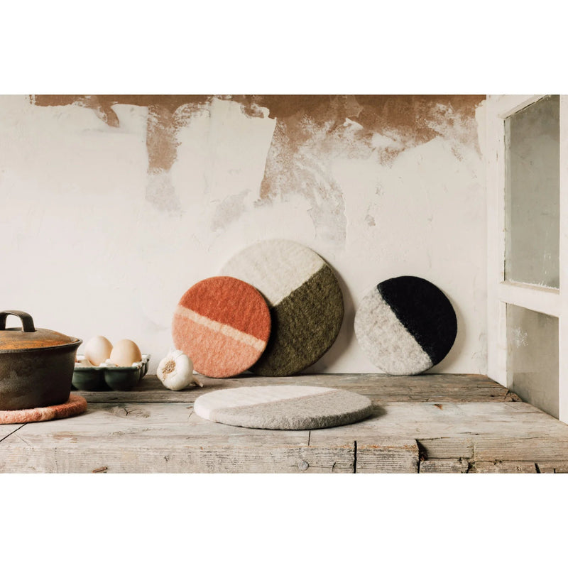 Heirloom - Trivet Wool Dual Olive Home & Kitchen