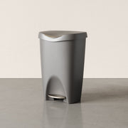 Brim Step On Trash Can - image 14