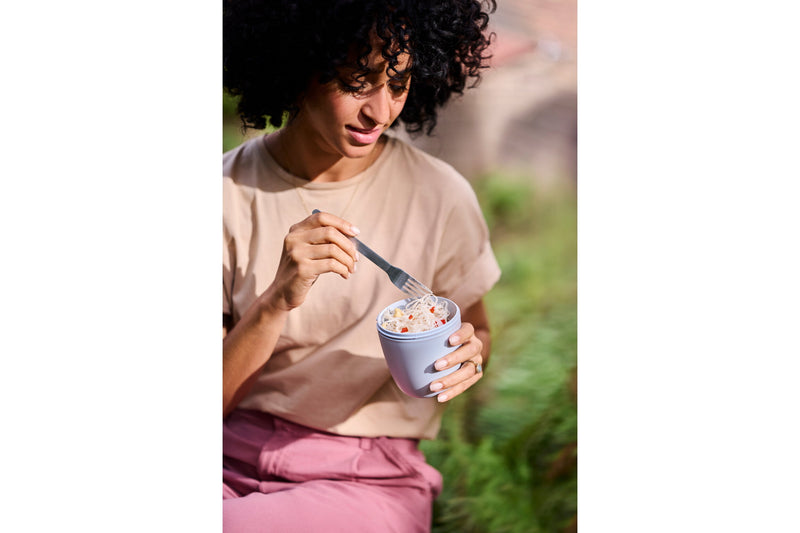 Mepal Ellipse Snack Pot, 500 mL - lifestyle view 1