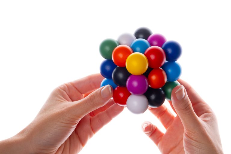 JOUETS RÉCENTS - MOLÉCUBE 