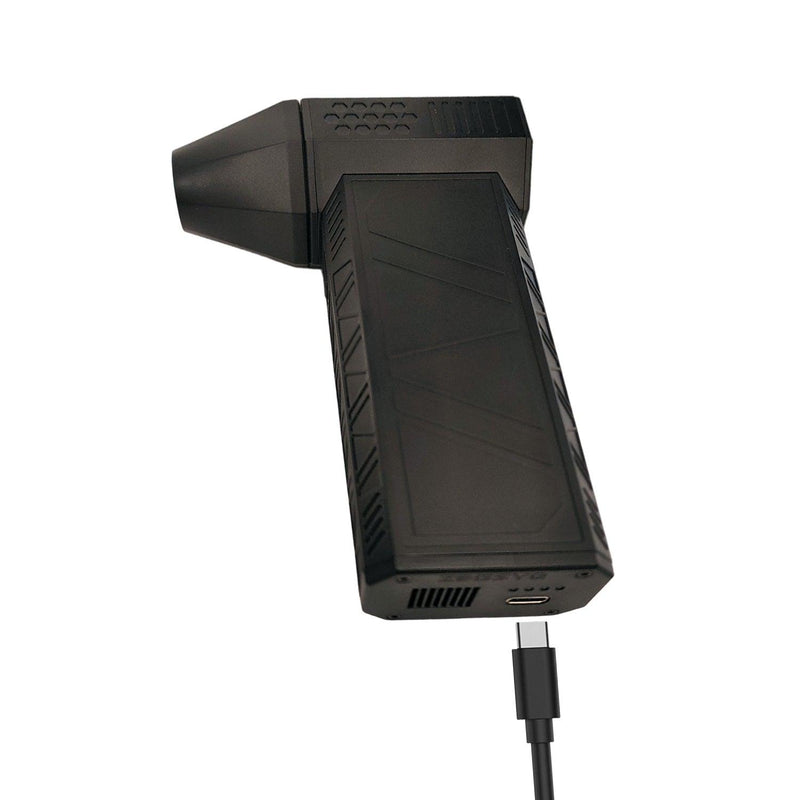 GekoGear Cyclone X3 USB-C charging