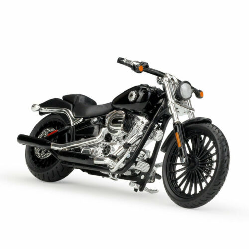 Maisto Harley-Davidson Series 40 six-motorcycle set – 2016 Breakout (series 40) model included