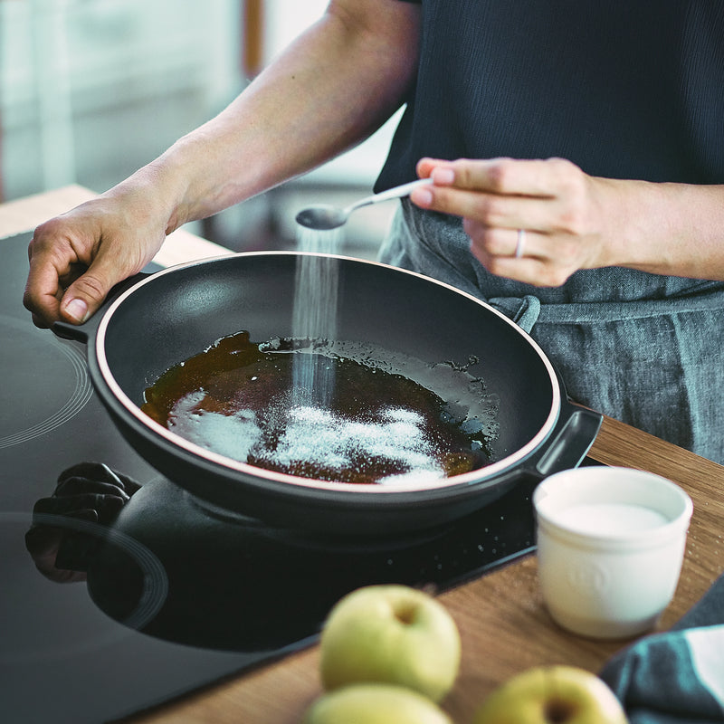 Emile Henry - Delight Tarte Tatin Set | 2.2 qt / 2.1 L