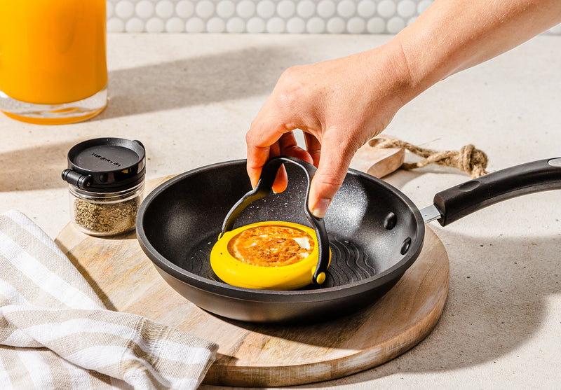 DREAMFARM - FLEGG No-Leak Egg Rings - lifestyle