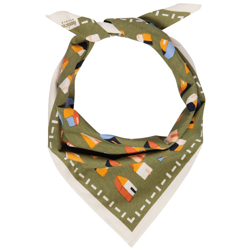 Danica - Burrow Bandana - lifestyle